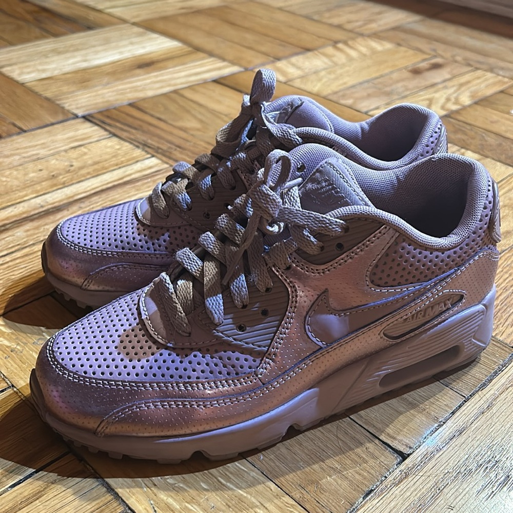 Nike Air Max 90 - Size 6Y